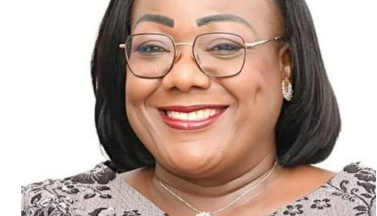 La ministre Anne Désirée Ouloto Lamizana