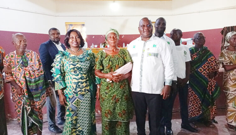 AEC célèbre les femmes Baoulé de Bassam (2)