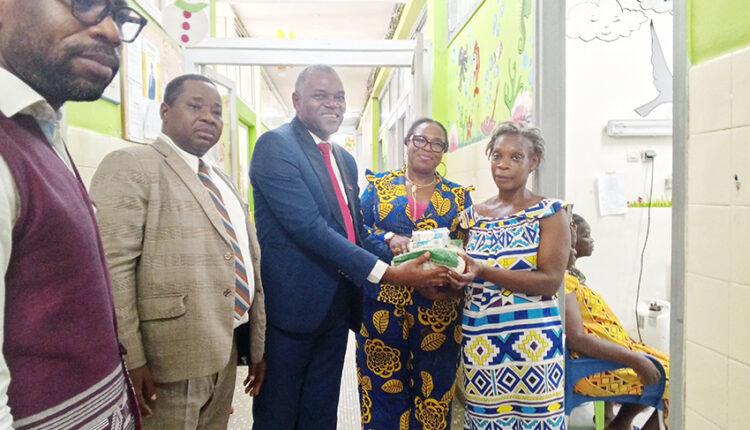 Dons de AIDA au Chu de Treichville et à l&rsquo;hôpital Mer Enfant de Bingerville (6)